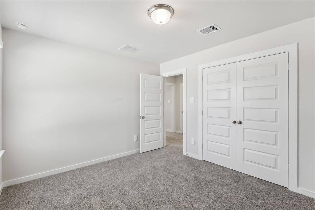 Photo is not of the actual home but is an inspirational photo of builder’s model home and may depict options, furnishings, and/or decorator features that are not included.