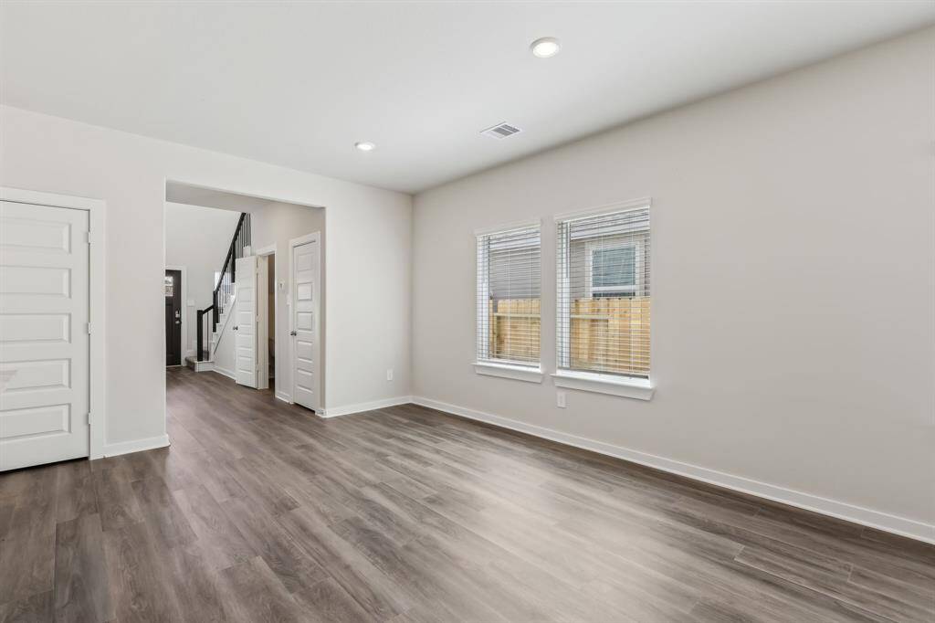 Photo is not of the actual home but is an inspirational photo of builder’s model home and may depict options, furnishings, and/or decorator features that are not included.