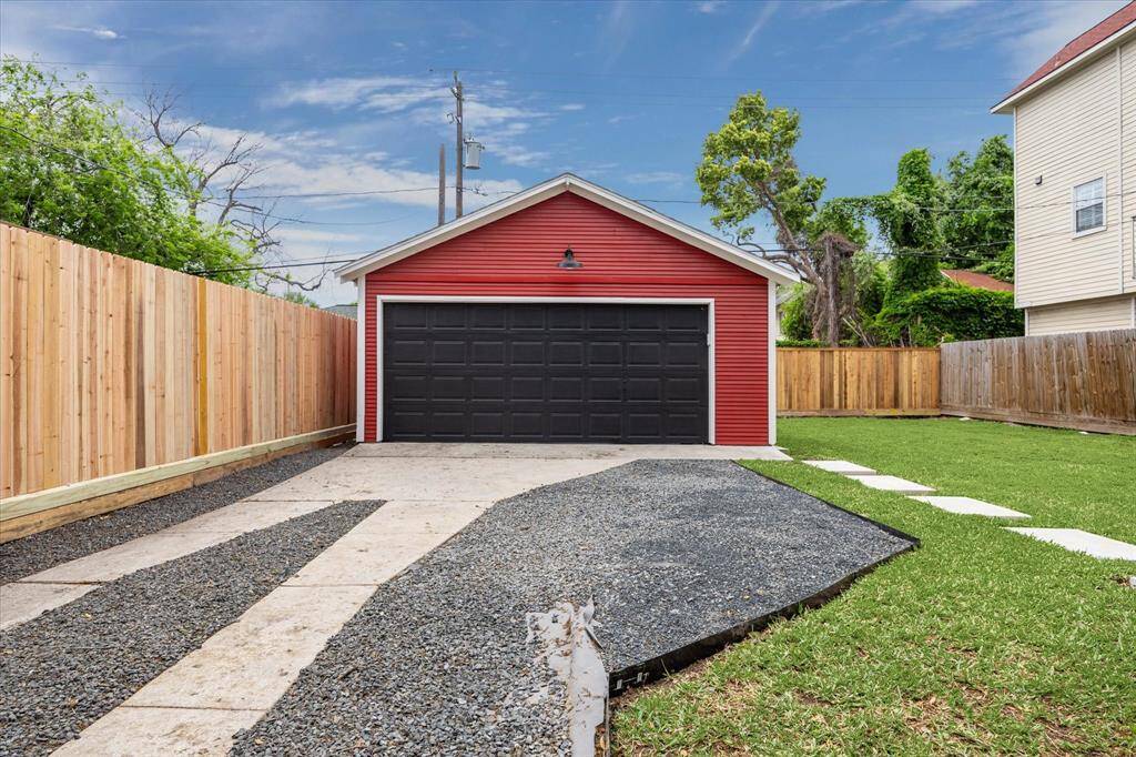 Enlarged driveway for additional parking space