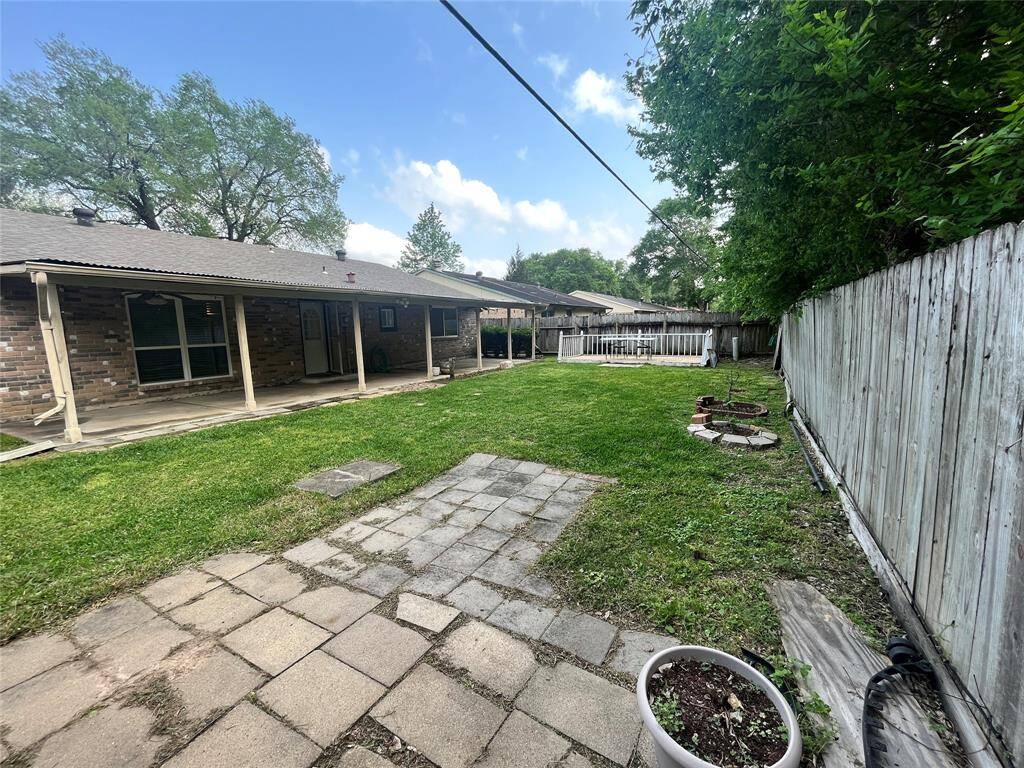 Large back yard to enjoy with your family