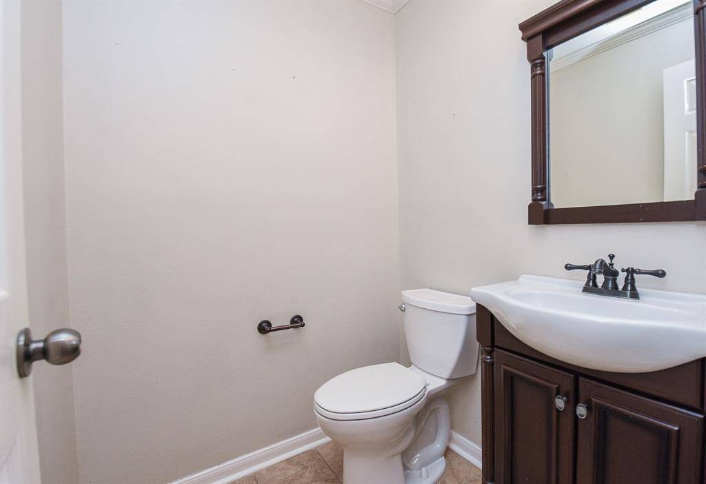 Powder room