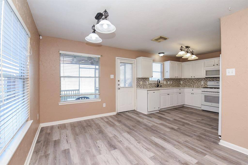 Breakfast nook