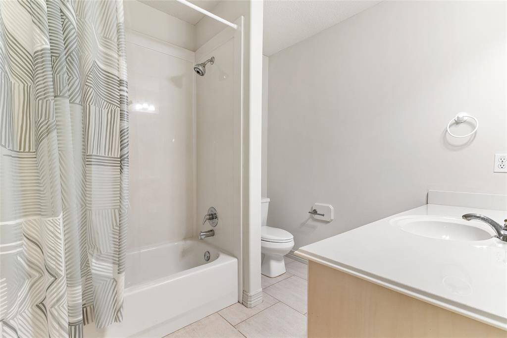 2nd Floor Bathroom 1