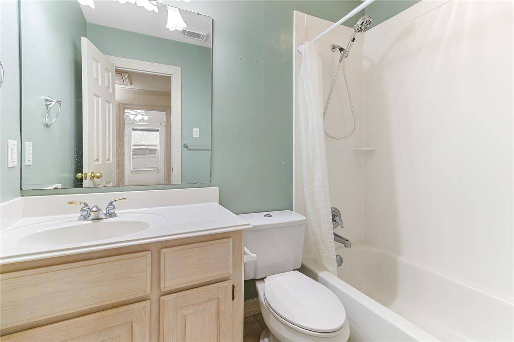2nd Floor bathroom 2
