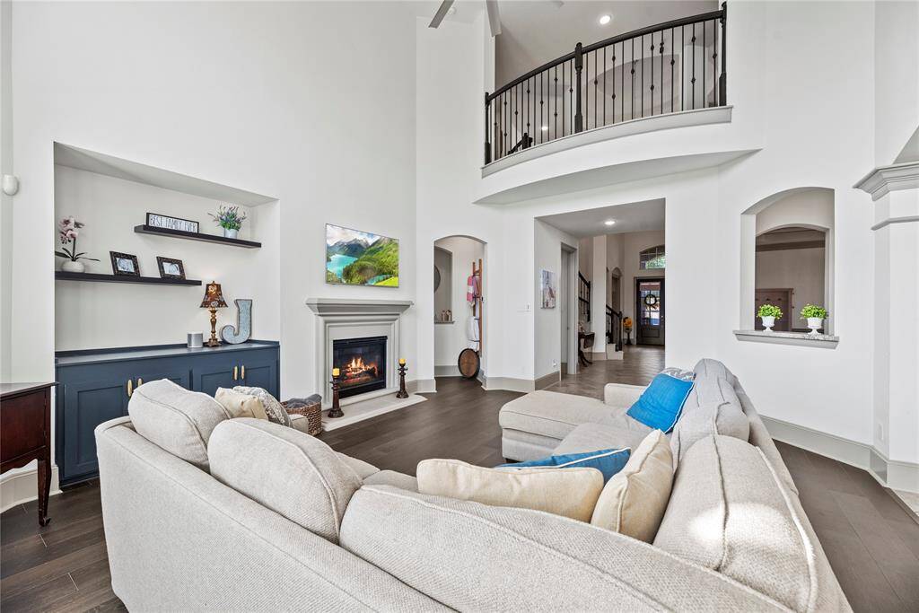 Another view of the living room.