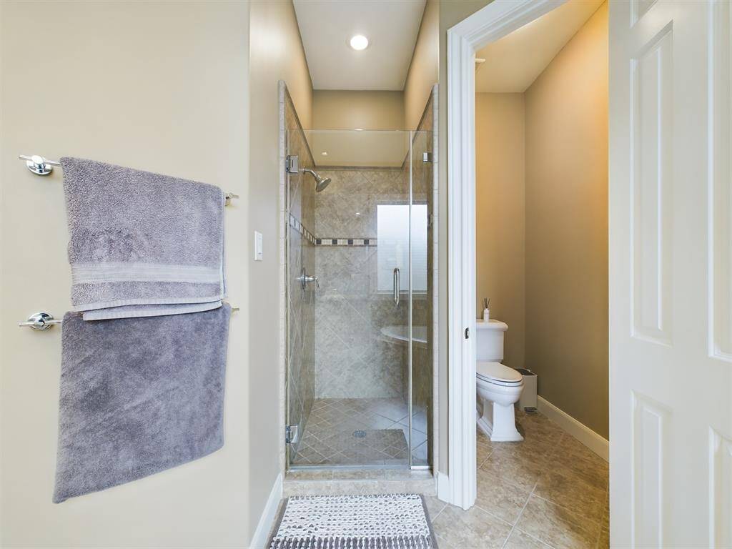 Stand Alone Shower & Water Closet