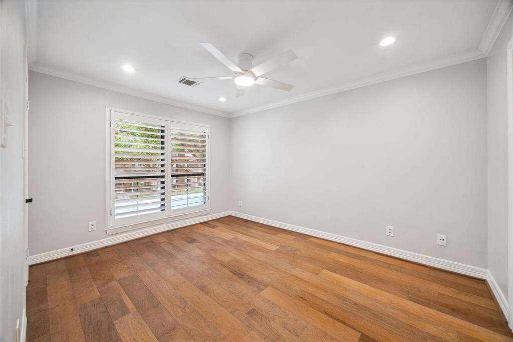 Secondary bedroom with en-suite bath and large closet.