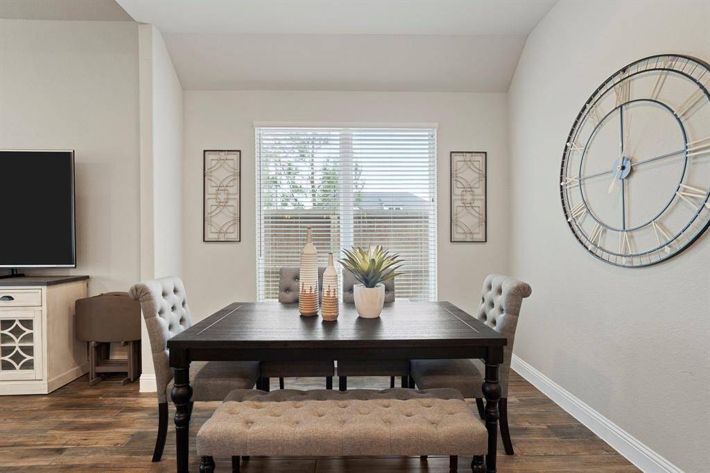 Precious dining area