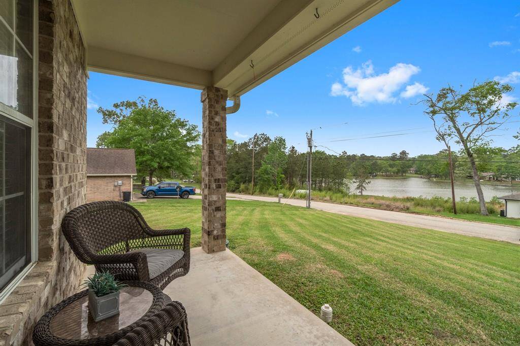 Front Porch/Waterview