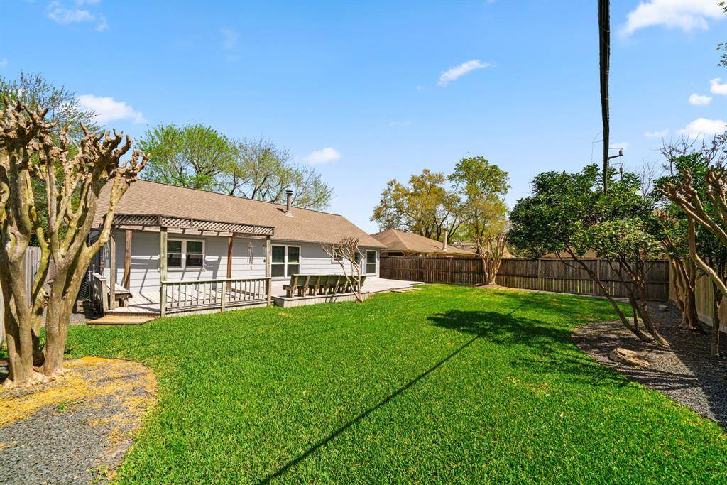 Lush green backyard, with no back neighbors.