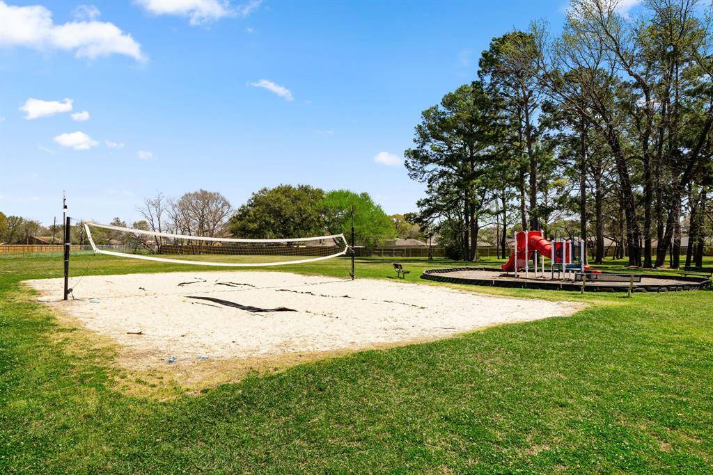 Tennis court, park, community gazebo next to the pool, right down the street!