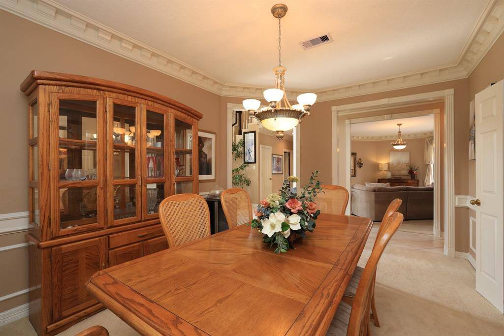 Entertain with ease in the fabulous dining room at 18 x 11.