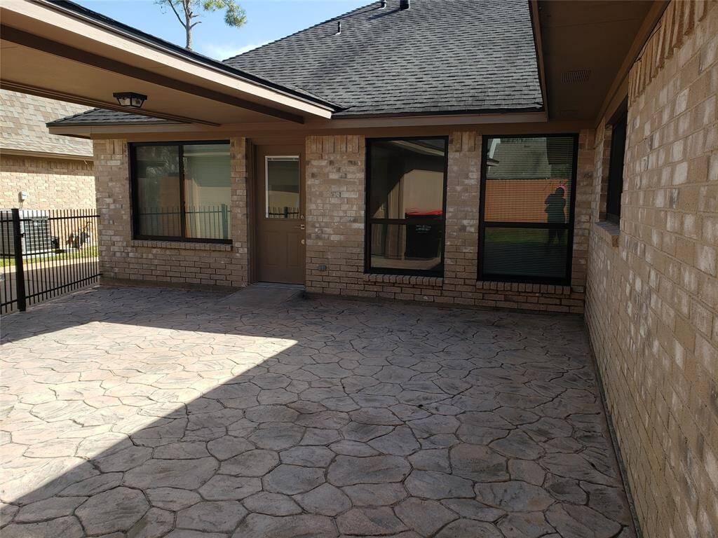 OPEN PATIO EASY FOR OUTDOOR COOKING AND ENTGERTAINMENT