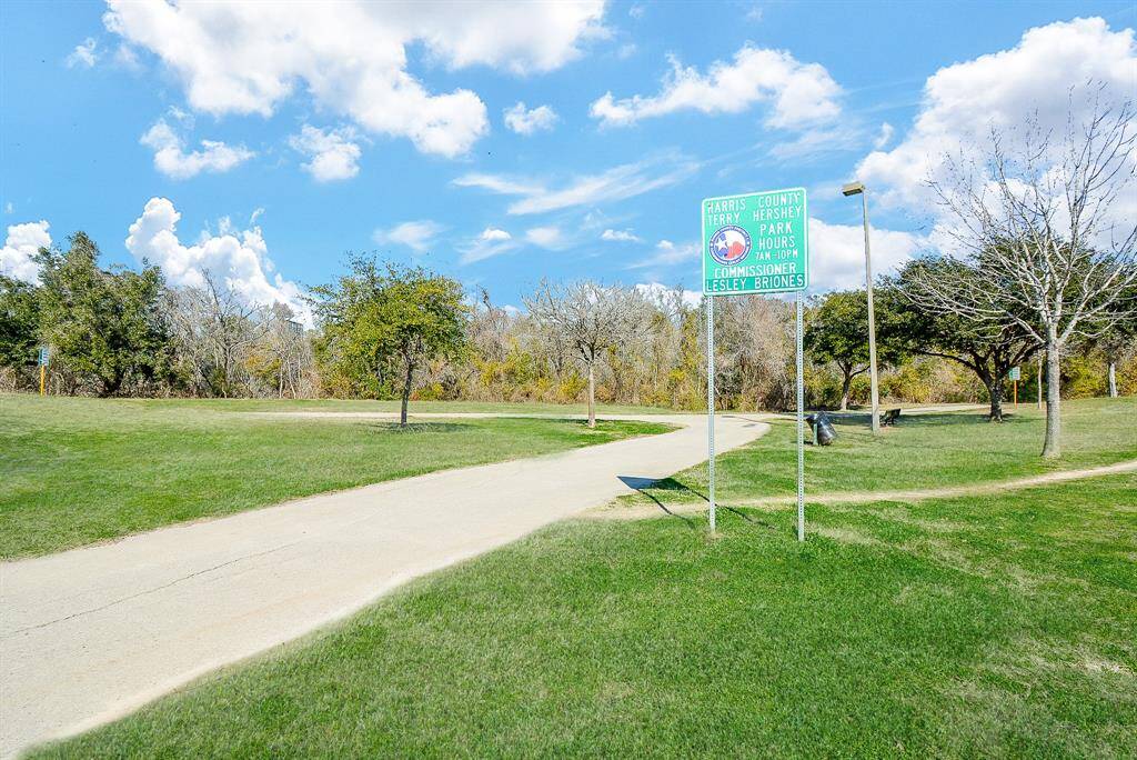 The pathway to Hershey Park runs right along the side of your new home to miles of trails.