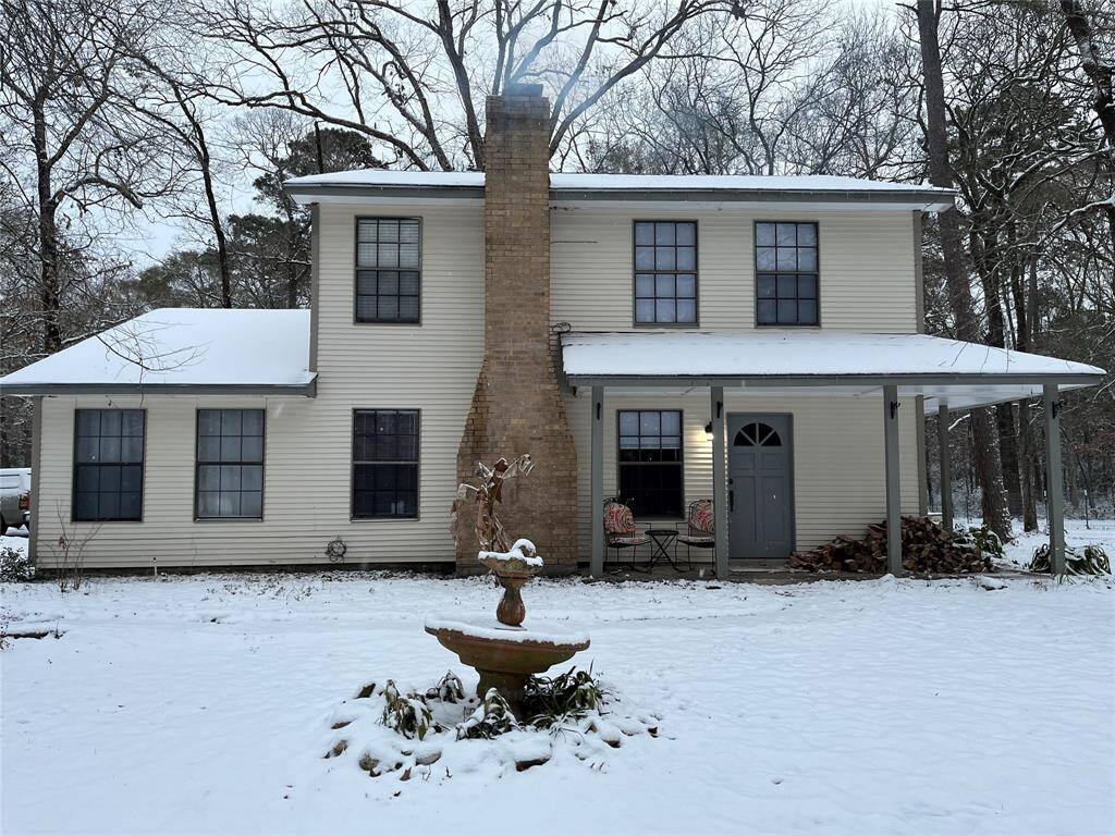 Picture of how the house looks with we get a little snow in Texas.