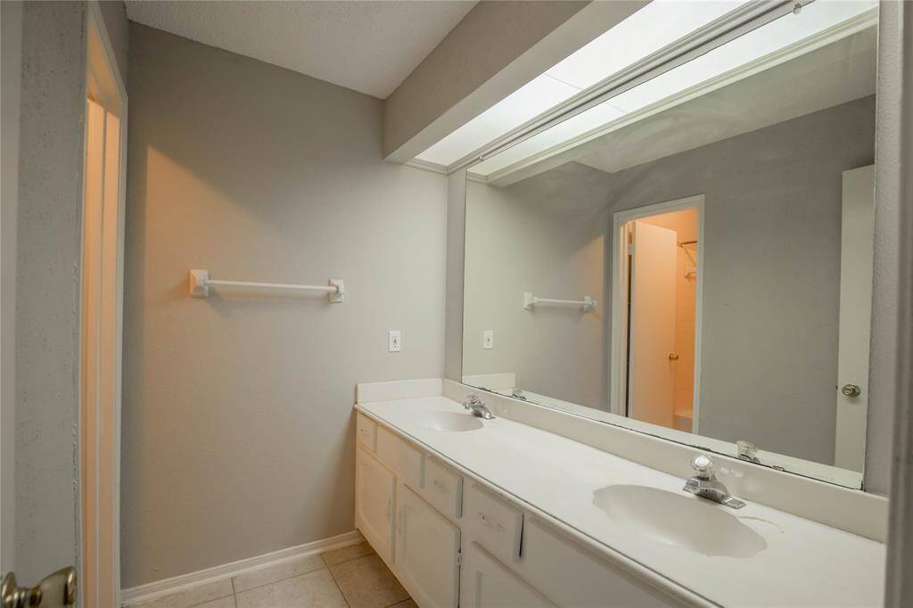 Hall Bathroom