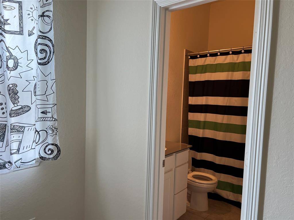 Jack & Jill Bath. located upfront.