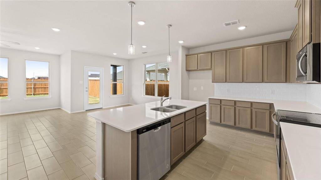 Basswood II Floor Plan Photos