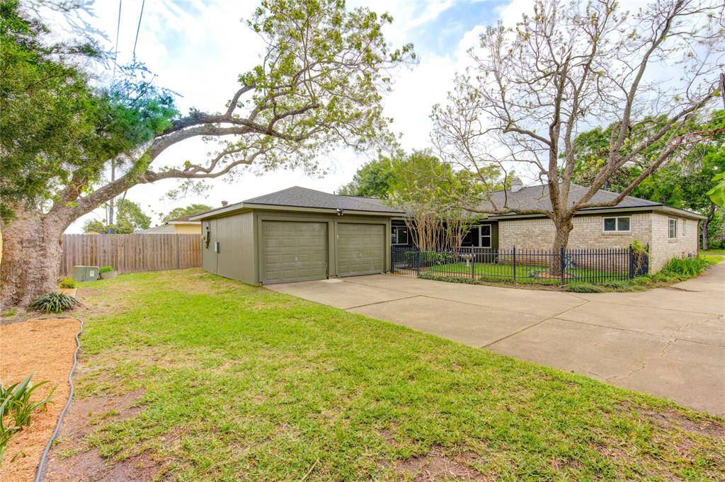 Garage at the rear of the property. Plenty of room for parking or play!