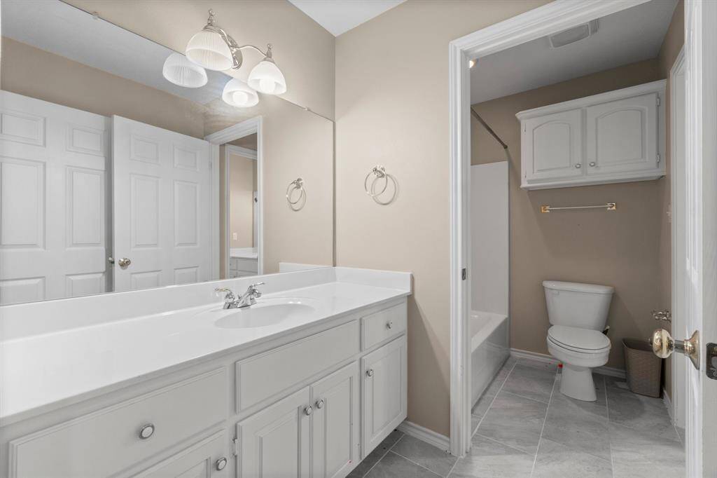 Secondary Bath