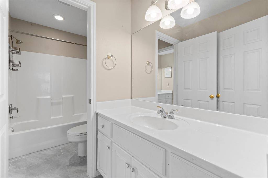 Secondary Bath