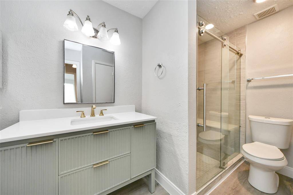 2nd Restroom