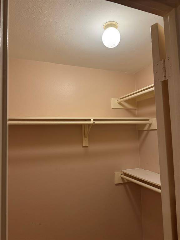 Closet in 2nd Bedroom