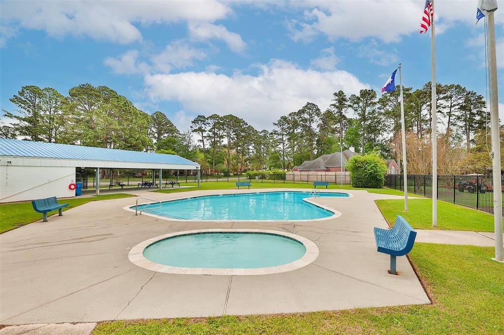 Community pool
