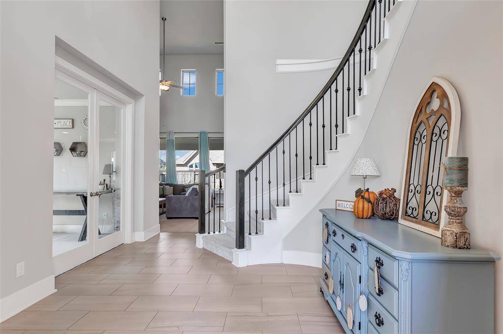 Grand spiral staircase