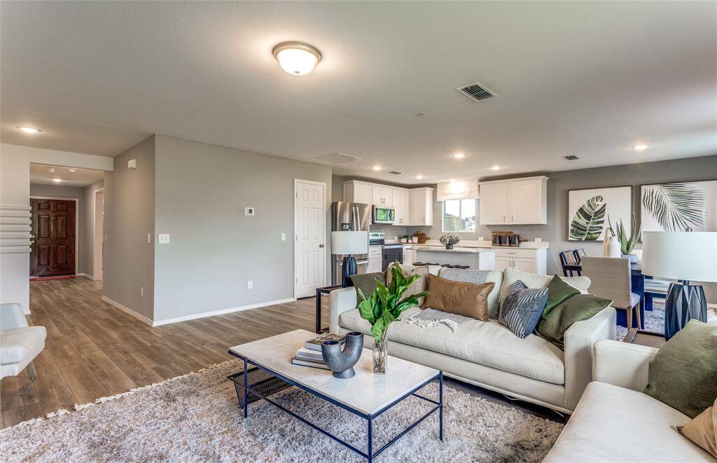 MODEL HOME images may NOT be consistent with the finished product.