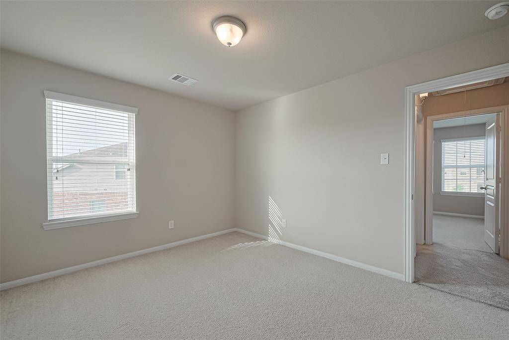Secondary bedroom