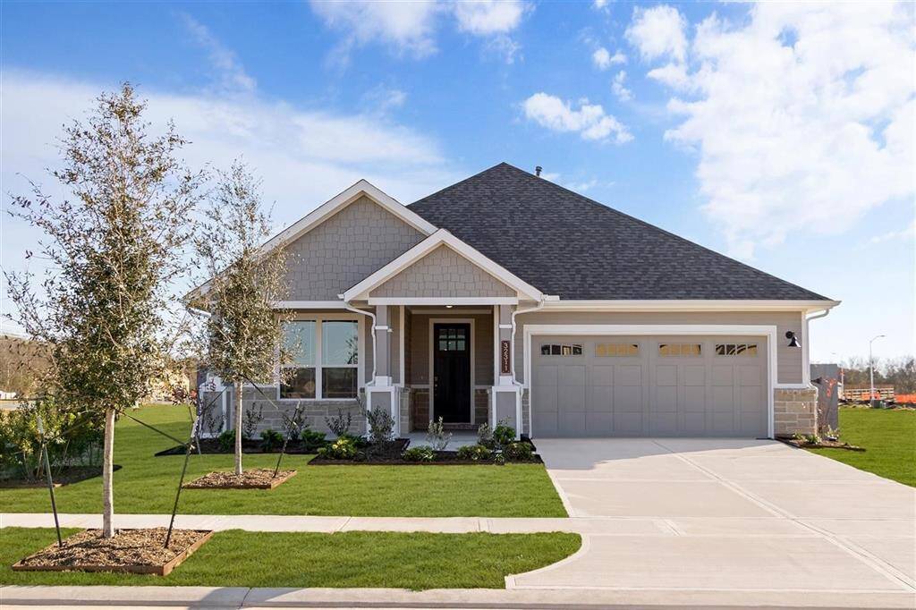 Welcome to the OLIVE plan by History Maker Homes in Fulshear Lakes!