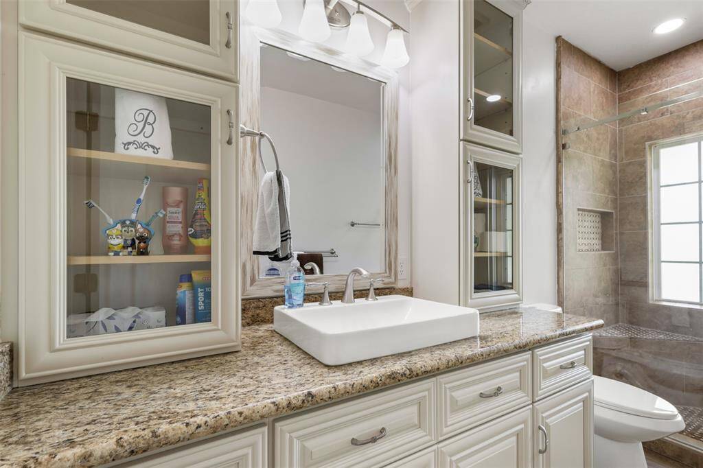 Spa-like bath with stunning finishes