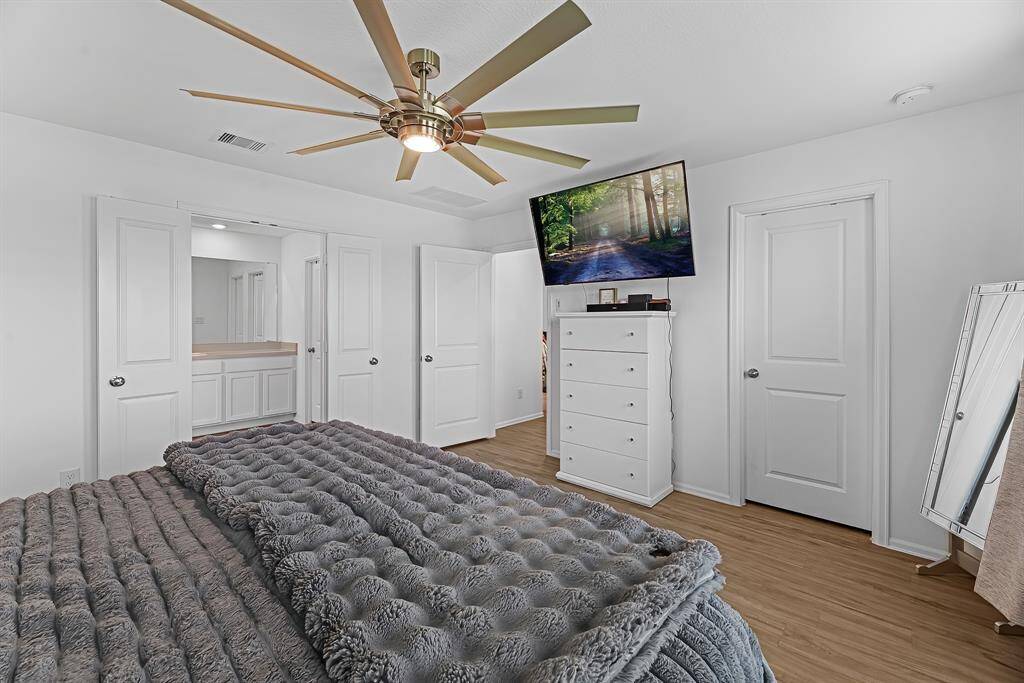 Large Primary Bedroom