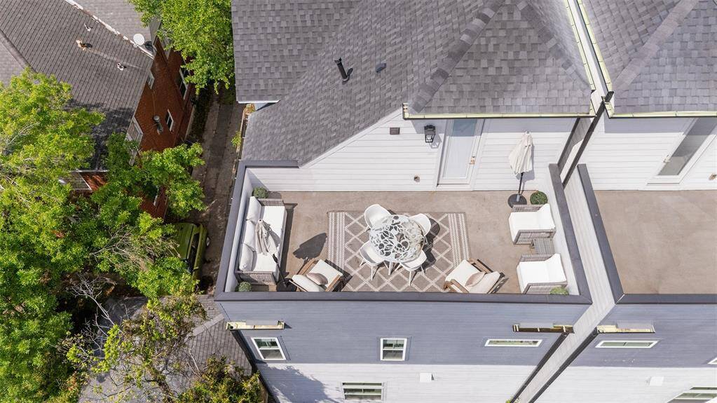 Rooftop Deck