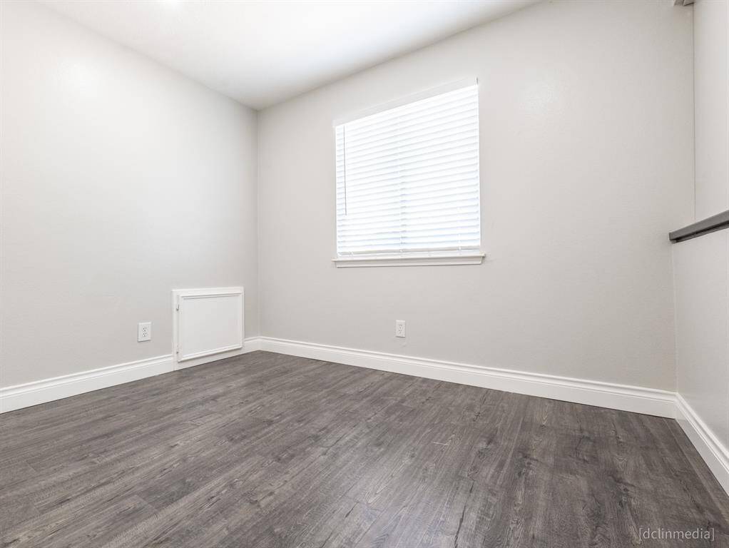4th room/Study