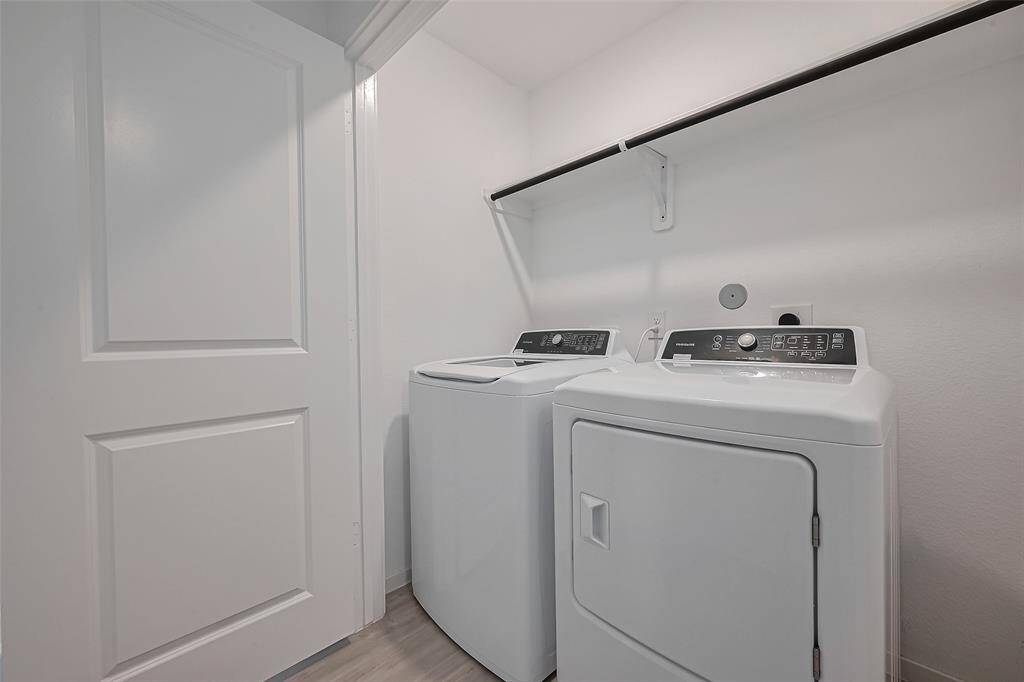 Energy efficient washer and dryer