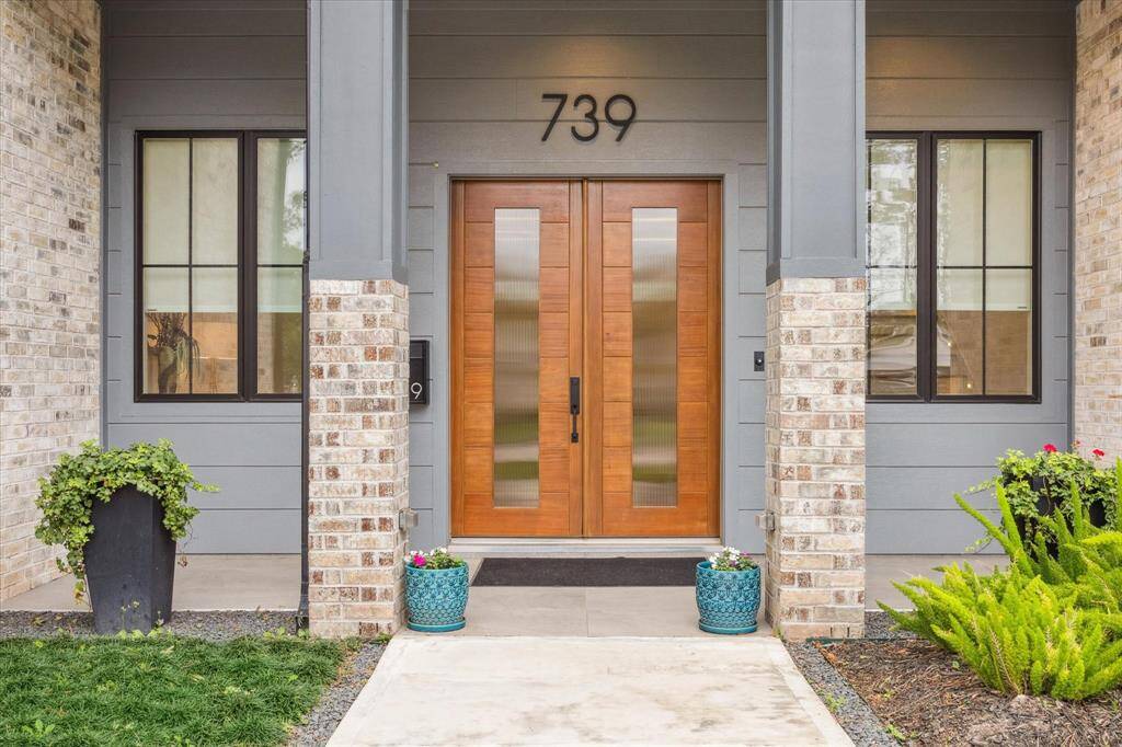 Beautiful transitional modern home with over 5000+ sq. ft. of living 5 bedrooms, 4 full baths and sits on over a 9,000+ sq. foot lot.