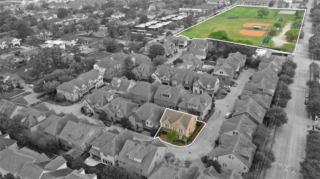 Conveniently within walking distance to Valley Oak and St. Mark Lutheran School.