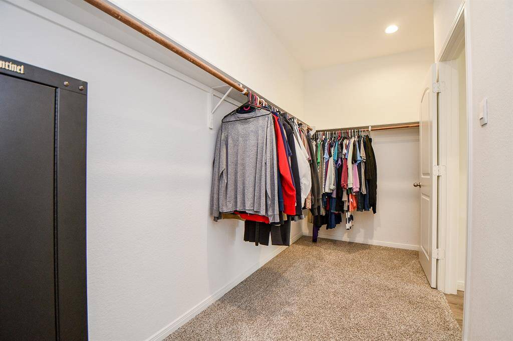 Primary Bedroom Closet