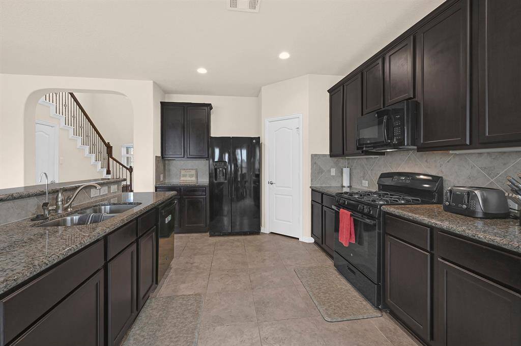 Spacious Family Room