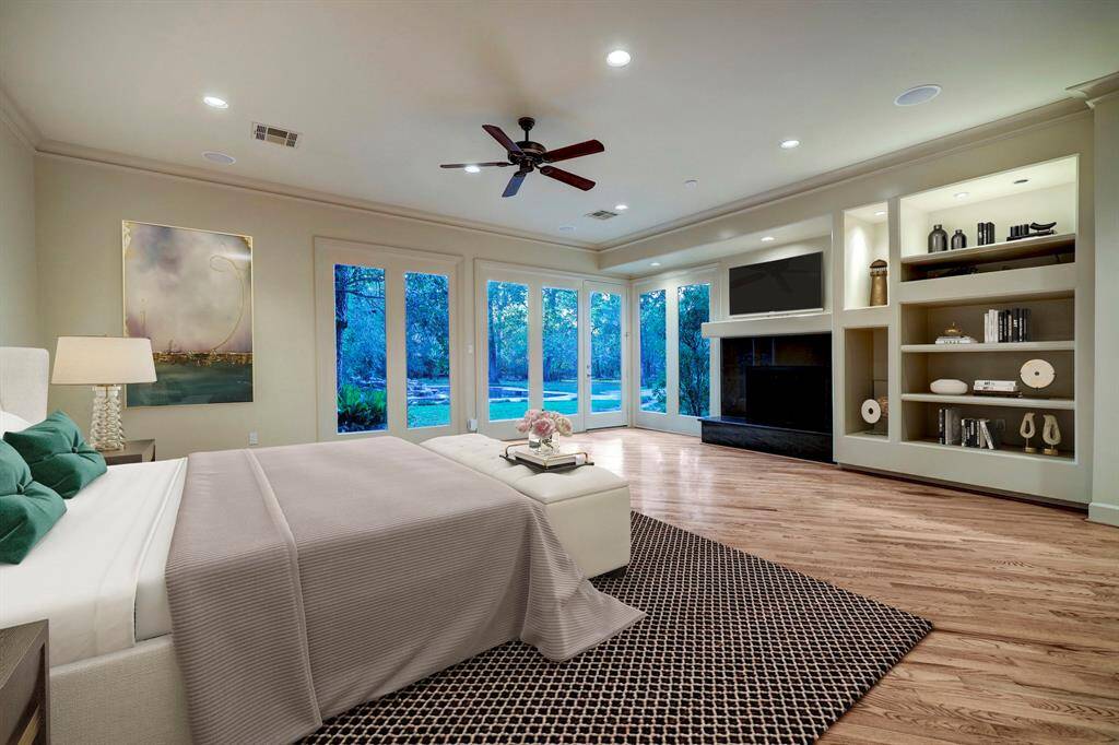 Staged photo of the primary bedroom.