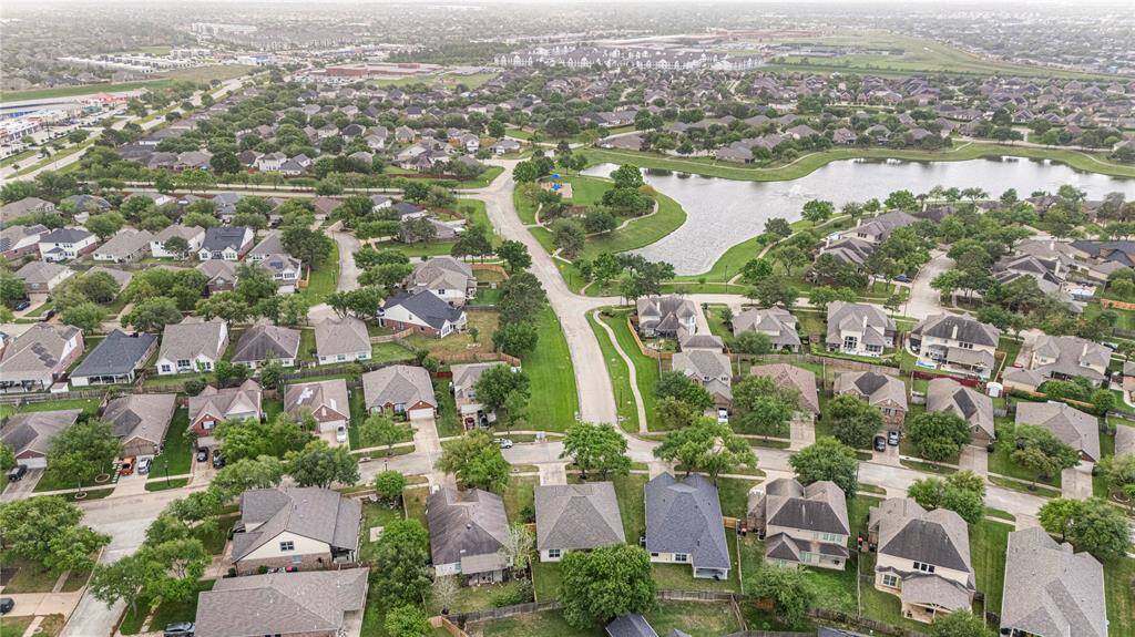 Birds eye view to the neighborhood park and lakes