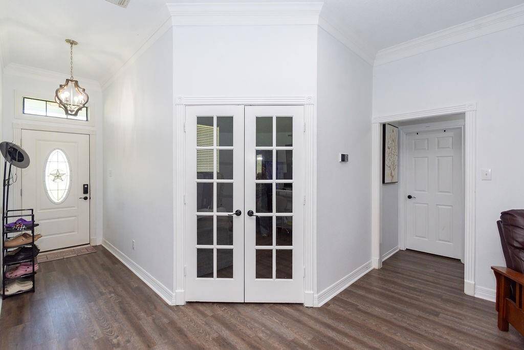 Office/Additional Bedroom