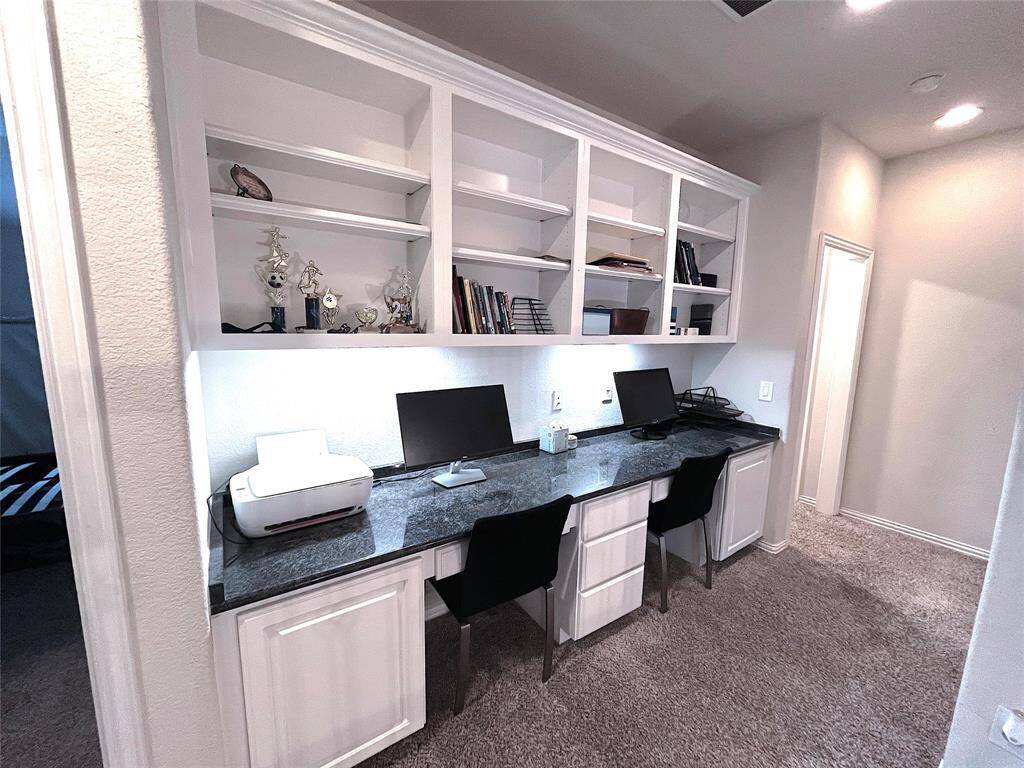 Study nook upstairs