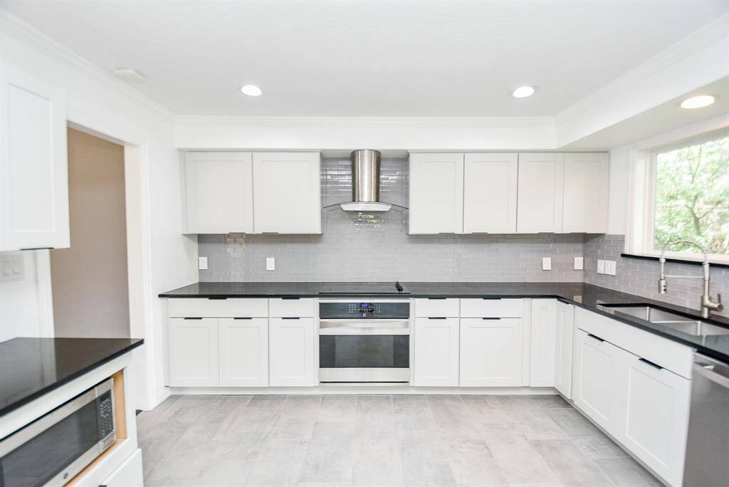 This fully updated home is ready for immediate move in.