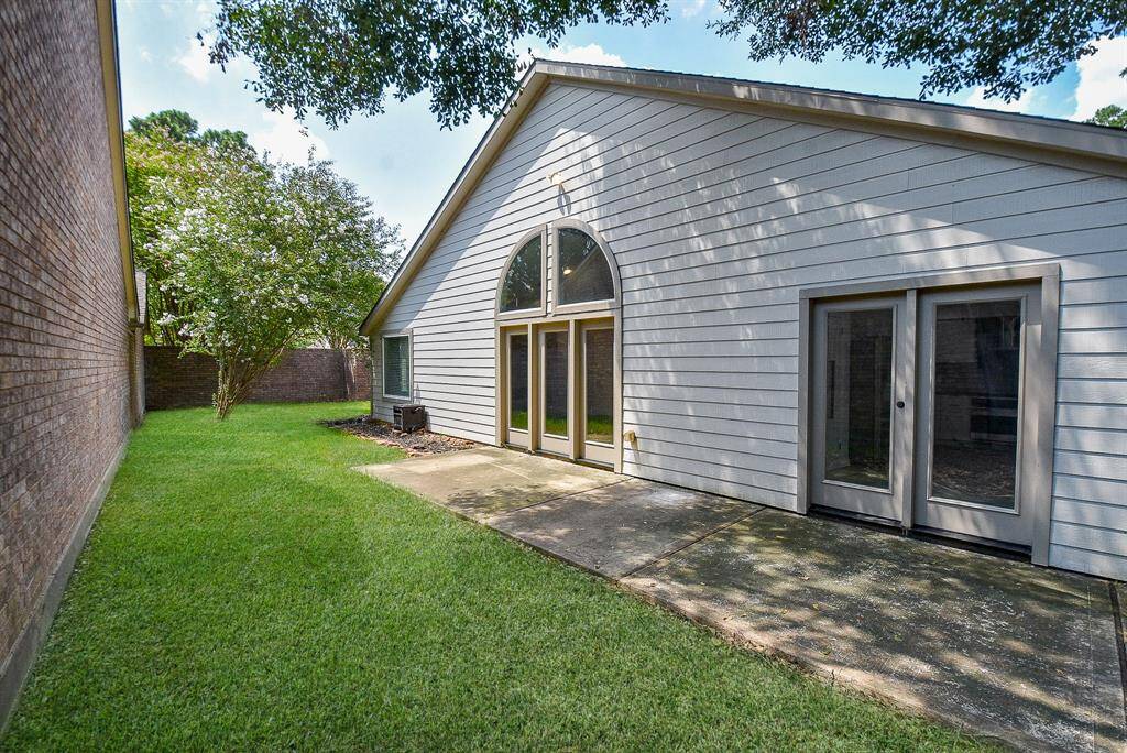 Lots of space and a little shade on this side!