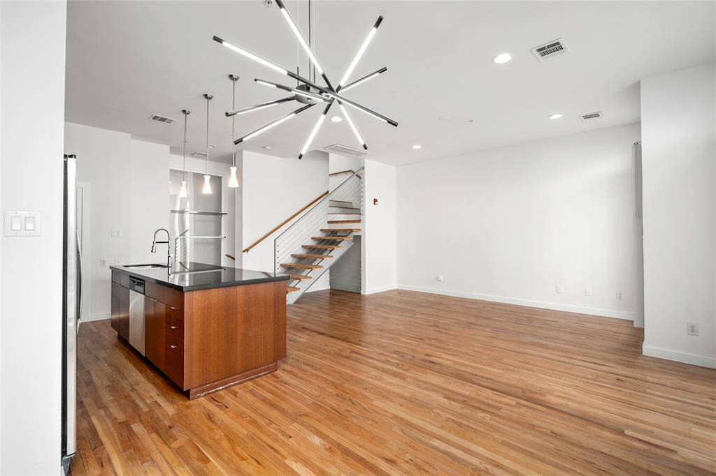 ***Virtually staged to show the room's potential when furniture is added.***