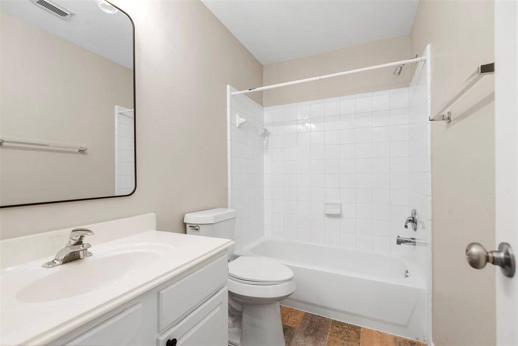 Secondary bathroom
