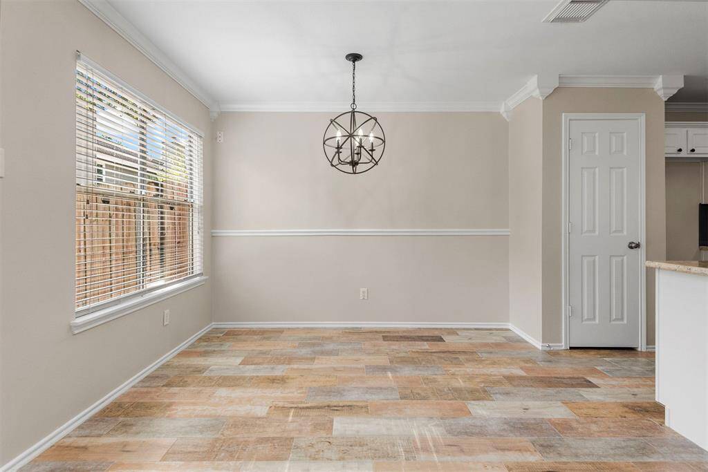 Breakfast room